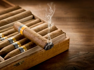 A Connoisseur's Guide: How to Pick the Perfect Cigar